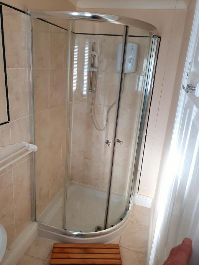 Sherwood Studio Annexe 1 Bedroom Entire Property ボストン エクステリア 写真