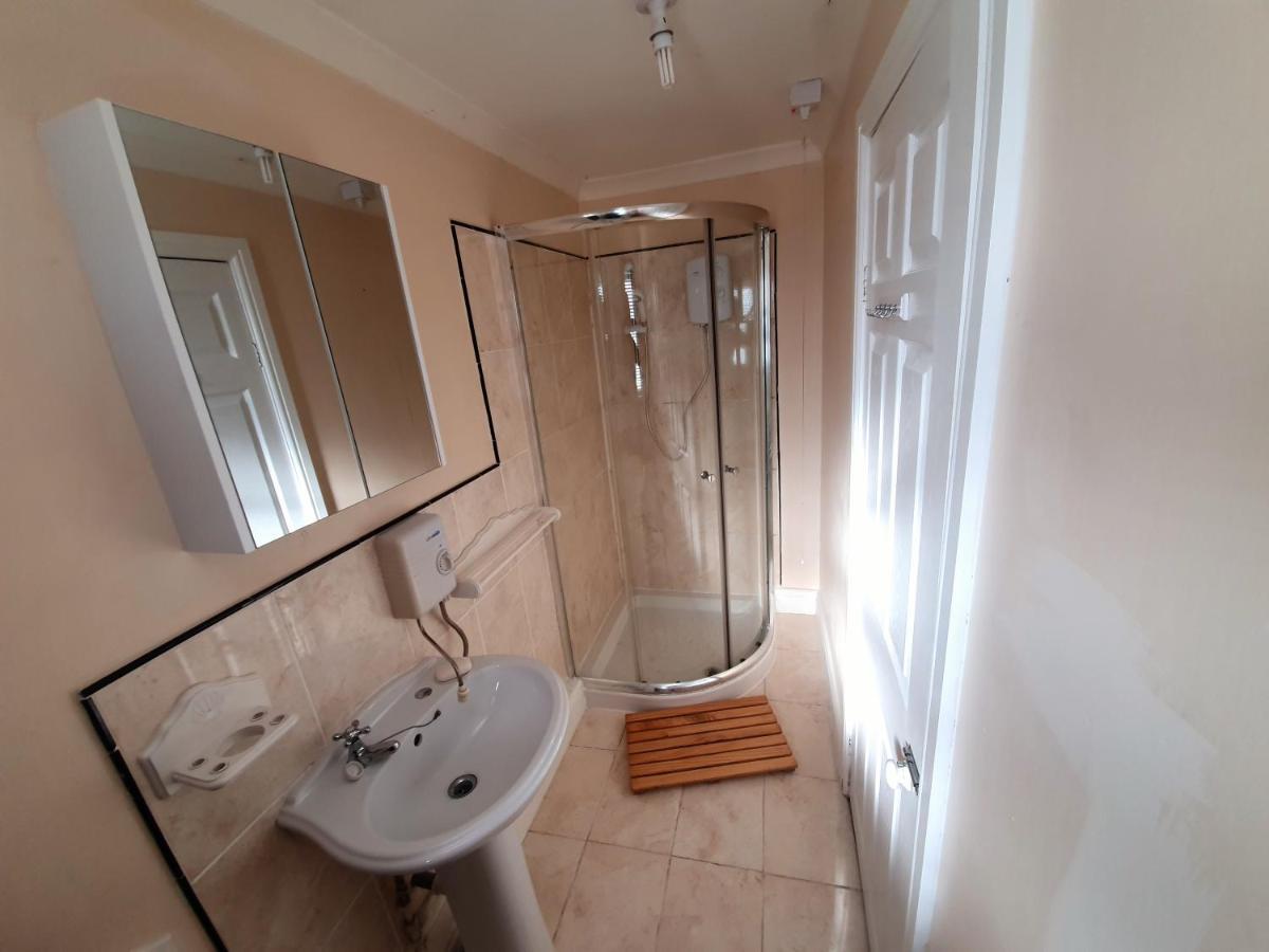 Sherwood Studio Annexe 1 Bedroom Entire Property ボストン エクステリア 写真